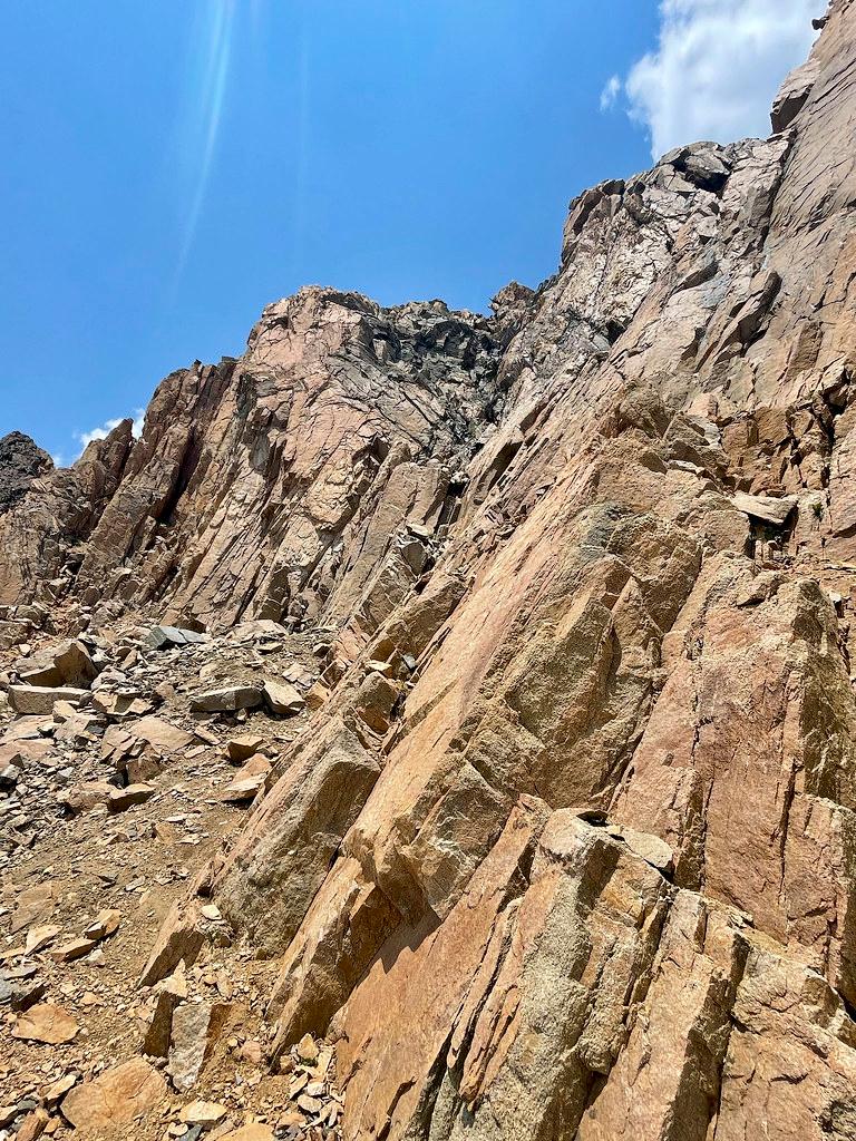 Looking up the chute I chose to climb, visible as a crack on the far right.